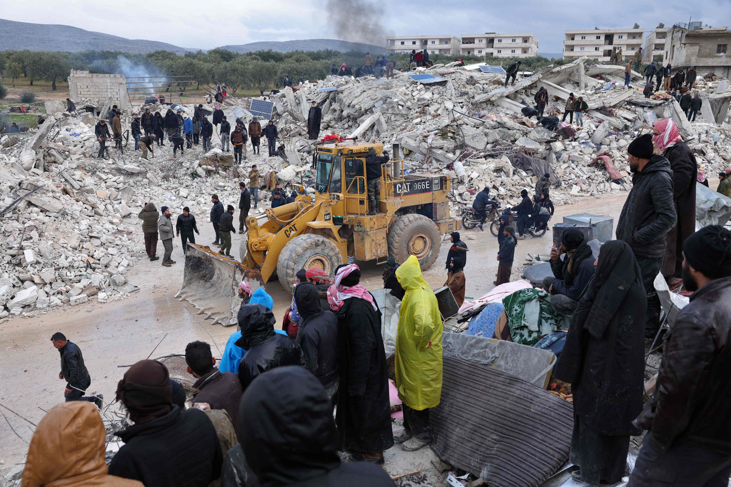 टर्कीए र सिरियाका दशौँ लाख भूकम्पपीडित सहयोगको प्रतीक्षामा